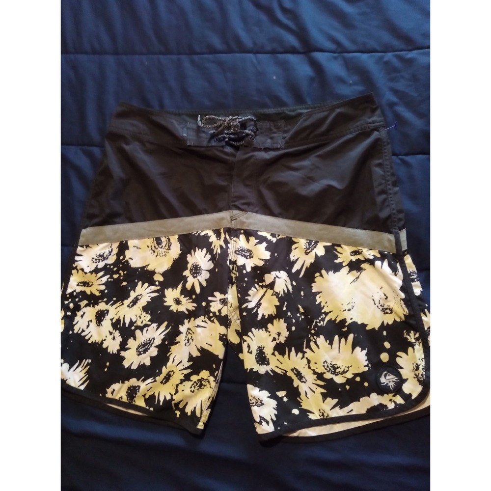 Quiksilver‎ Dry Flight Surf Board Black Floral White Tie Close Shorts Men's 34